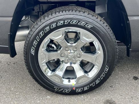 New 2026 RAM 1500 2WD Crew Cab image 8