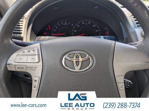 Used 2011 Toyota Camry LE image 20