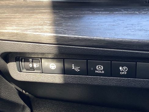 Certified 2023 Nissan Ariya FWD image 30