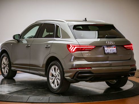 Used 2022 Audi Q3 2.0T Premium AWD/4WD image 2