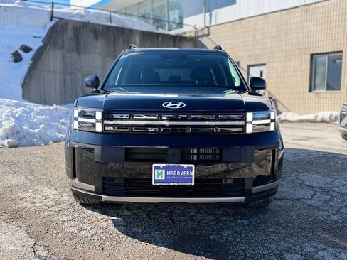 Used 2025 Hyundai Santa Fe Limited image 9