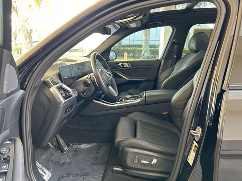 Used 2024 BMW X5 sDrive40i w/ M Sport Package image 5