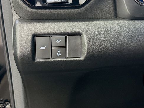 Used 2025 Honda Pilot TrailSport image 17