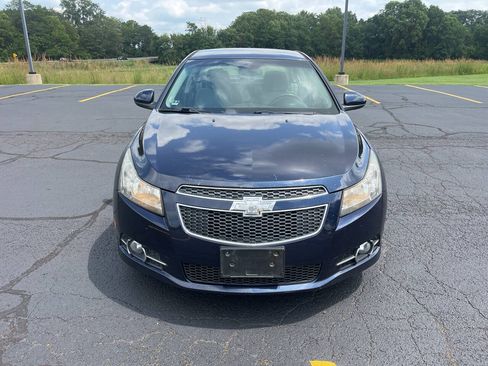 Used 2011 Chevrolet Cruze LT w/ RS Package FWD image 4