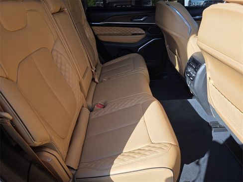 Used 2023 Jeep Grand Cherokee Summit w/ Adv Protech Group IV image 13