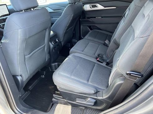 Certified 2025 Ford Explorer Active AWD/4WD image 14