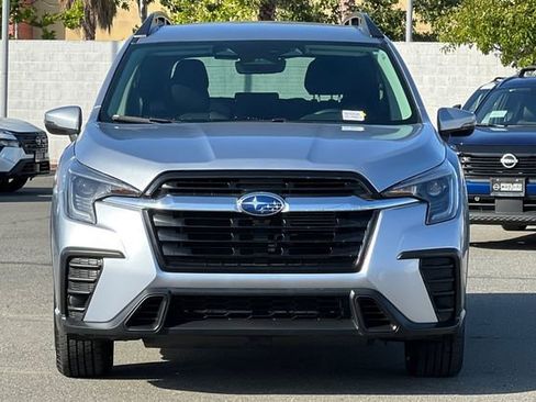 Used 2023 Subaru Ascent Premium AWD/4WD image 9