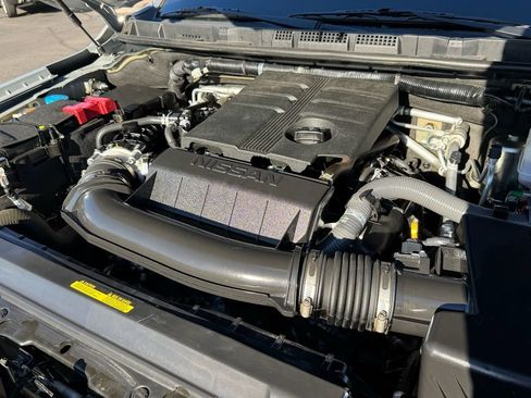 Used 2024 Nissan Frontier PRO-4X w/ Technology Package image 21