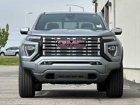 New 2026 GMC Canyon Denali AWD/4WD image 9