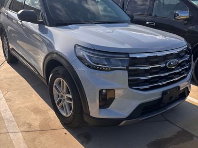 Used 2025 Ford Explorer Active w/ Active Comfort Package