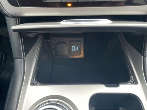 Used 2023 Ford Explorer XLT w/ Class IV Trailer Tow Package image 25