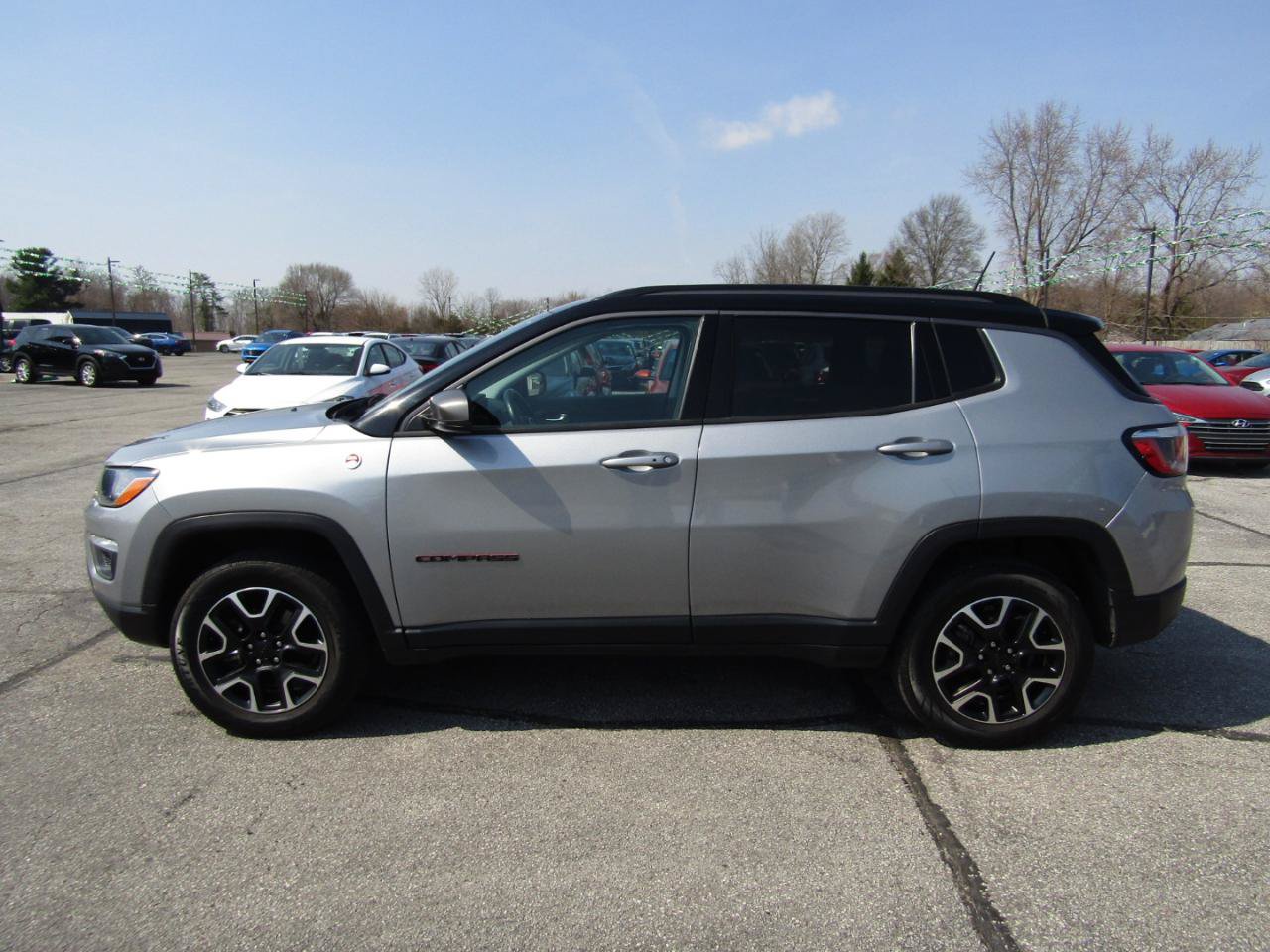 Used 2020 Jeep Compass Trailhawk AWD/4WD image 4