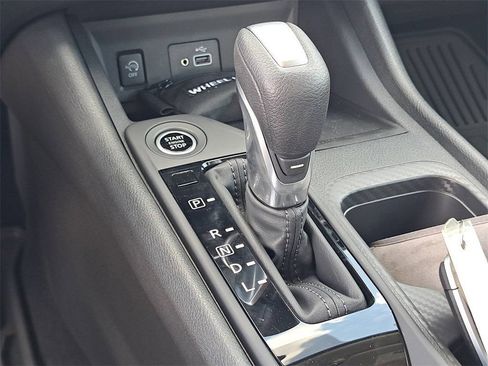 Certified 2025 Nissan Sentra S FWD image 36