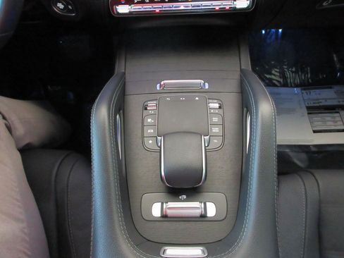 Used 2024 Mercedes-Benz GLE 580 4MATIC image 44