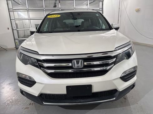Used 2018 Honda Pilot Touring image 3