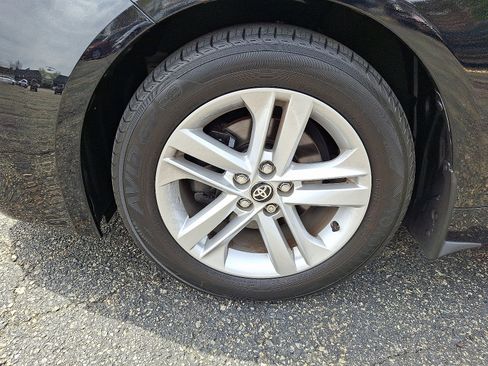 Used 2022 Toyota Corolla Hatchback image 28