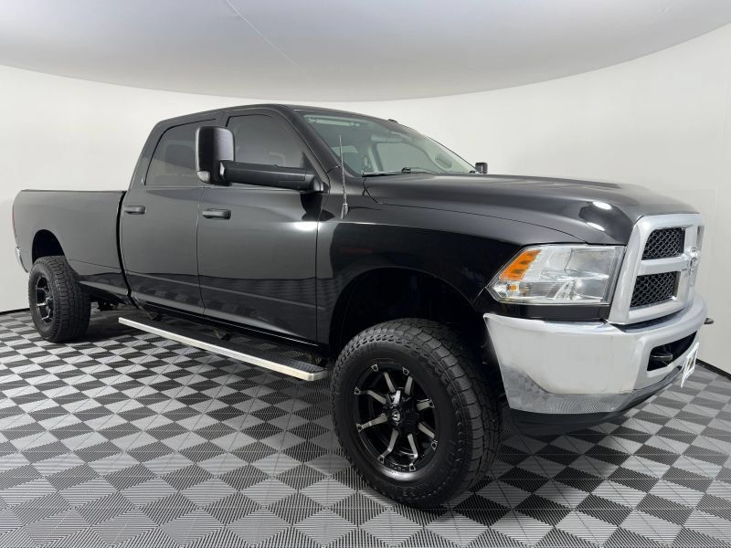 Used 2018 RAM 3500 Tradesman w/ Chrome Appearance Group AWD/4WD image 56