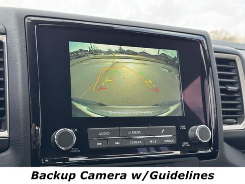 Used 2024 Nissan Frontier SL w/ Technology Package image 8