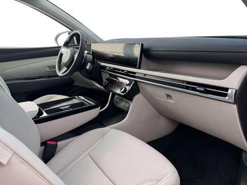 New 2026 Hyundai Tucson Limited image 15