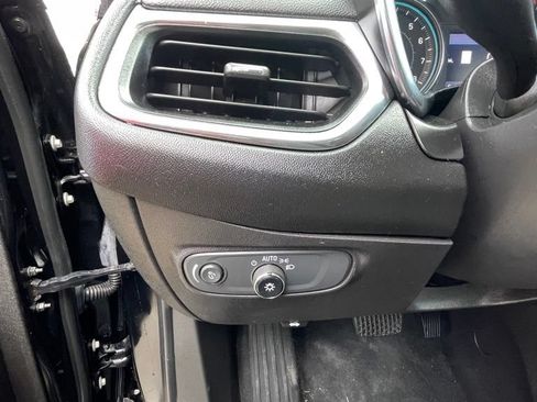 Used 2022 Chevrolet Equinox LT FWD image 12