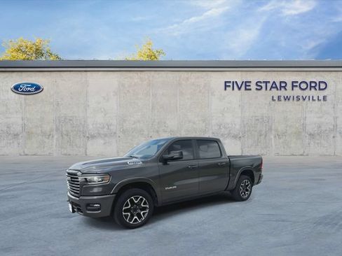 Used 2025 RAM 1500 Laramie AWD/4WD image 4
