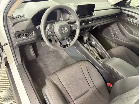 Certified 2023 Honda Accord EX image 4