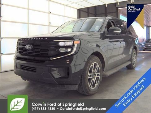 Used 2025 Ford Expedition Max Active image 8