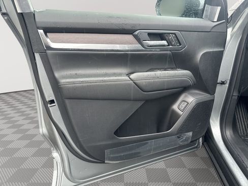 New 2026 GMC Terrain Denali AWD/4WD image 23