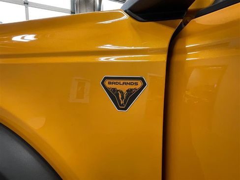 Used 2021 Ford Bronco Badlands image 30