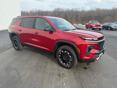 New 2026 Chevrolet Traverse Z71 image 7