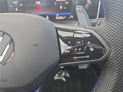 New 2026 Volkswagen Golf image 17