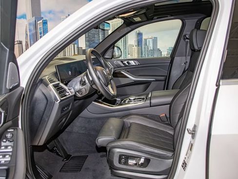 Used 2025 BMW X5 xDrive40i w/ Premium Package AWD/4WD image 20