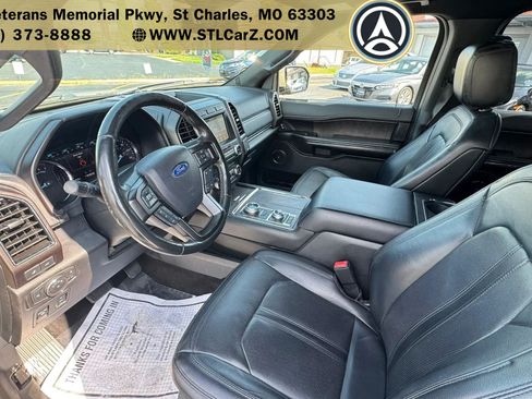 Used 2018 Ford Expedition Limited w/ Equipment Group 302A AWD/4WD image 10