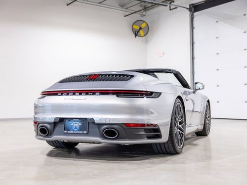 Used 2024 Porsche 911 Carrera S w/ Sport Package image 4