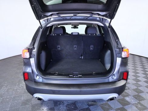 Certified 2021 Ford Escape SE AWD/4WD image 9