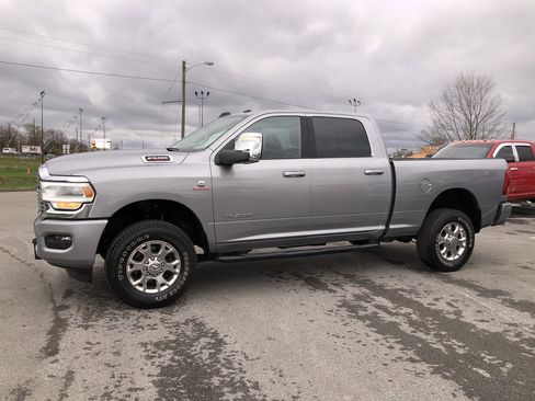 Used 2024 RAM 2500 Laramie image 11