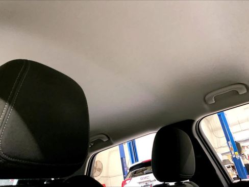 Used 2021 Chevrolet TrailBlazer LS image 14