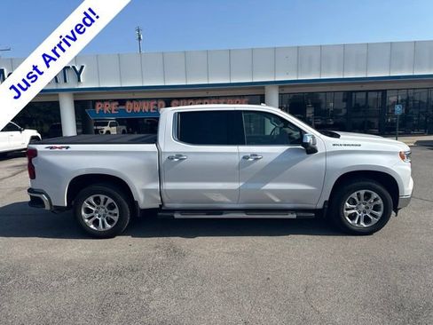 Used 2024 Chevrolet Silverado 1500 LTZ AWD/4WD image 2