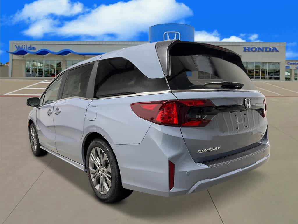 New 2027 Honda Odyssey Touring image 3