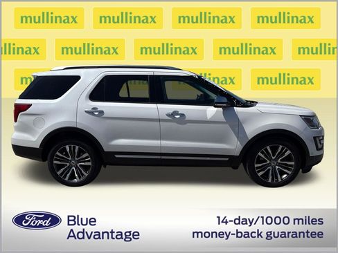 Used 2017 Ford Explorer Platinum image 2
