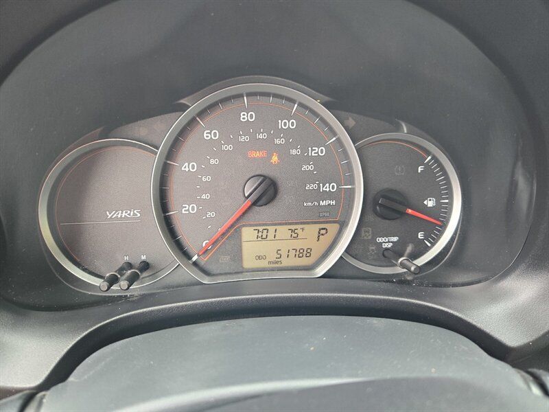 Used 2013 Toyota Yaris L FWD image 15