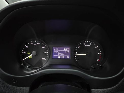 Used 2021 Mercedes-Benz Metris image 21