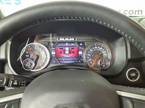 Used 2023 RAM 1500 Big Horn AWD/4WD image 18