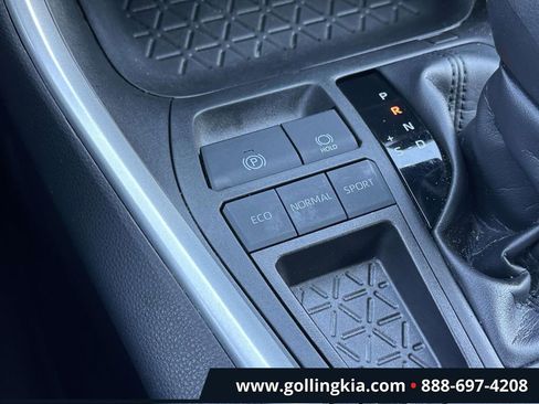 Used 2023 Toyota RAV4 LE image 28