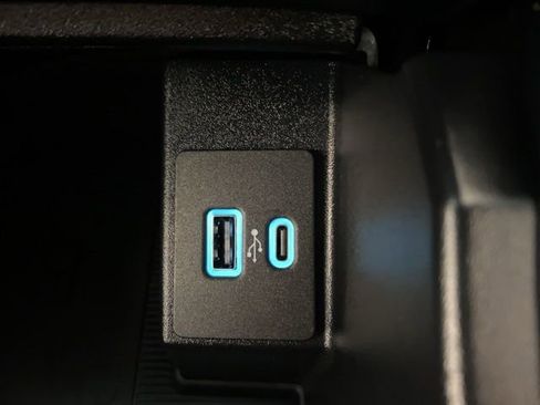 Used 2020 Ford Edge ST w/ Equipment Group 401A AWD/4WD image 21