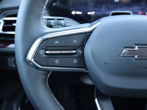 New 2026 Chevrolet Traverse Z71 w/ Enhanced Driving Package image 8