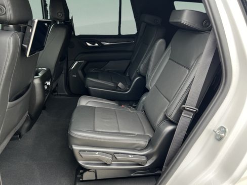 Used 2023 GMC Yukon Denali RWD image 24