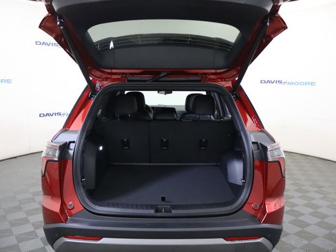 New 2026 Chevrolet Equinox LT w/ Convenience Package II image 8