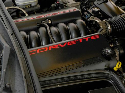 Used 2004 Chevrolet Corvette AUTOMATIC LEATHER SEATS BOSE S w/ Preferred Equipment Group image 49