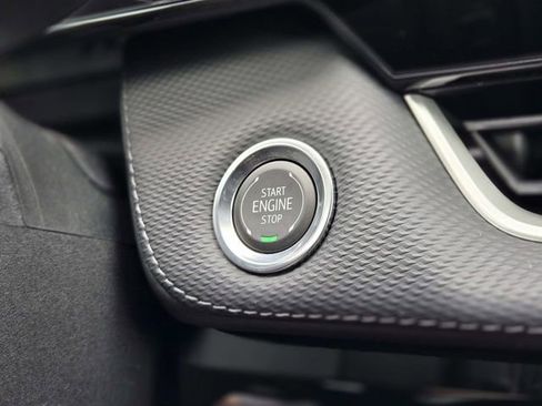 New 2026 Chevrolet Equinox LT w/ LPO, Floor Liner Package image 22